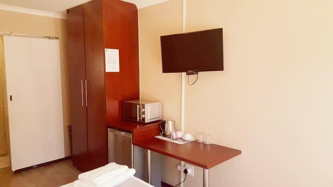 Hotel The Royal Haven à Lichtenburg Extérieur photo